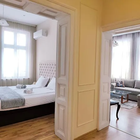 Apo - Center By Flat Manаger Apartman