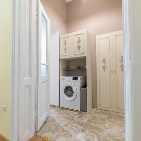 Appartement Apo - Center Varna